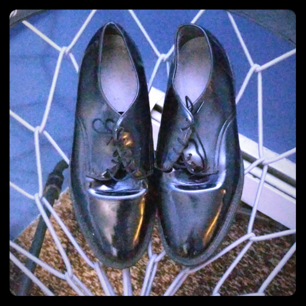 Military dress shoes